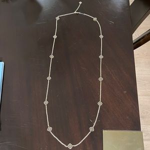 Kendra Scott Devalyn Long Necklace in Gold